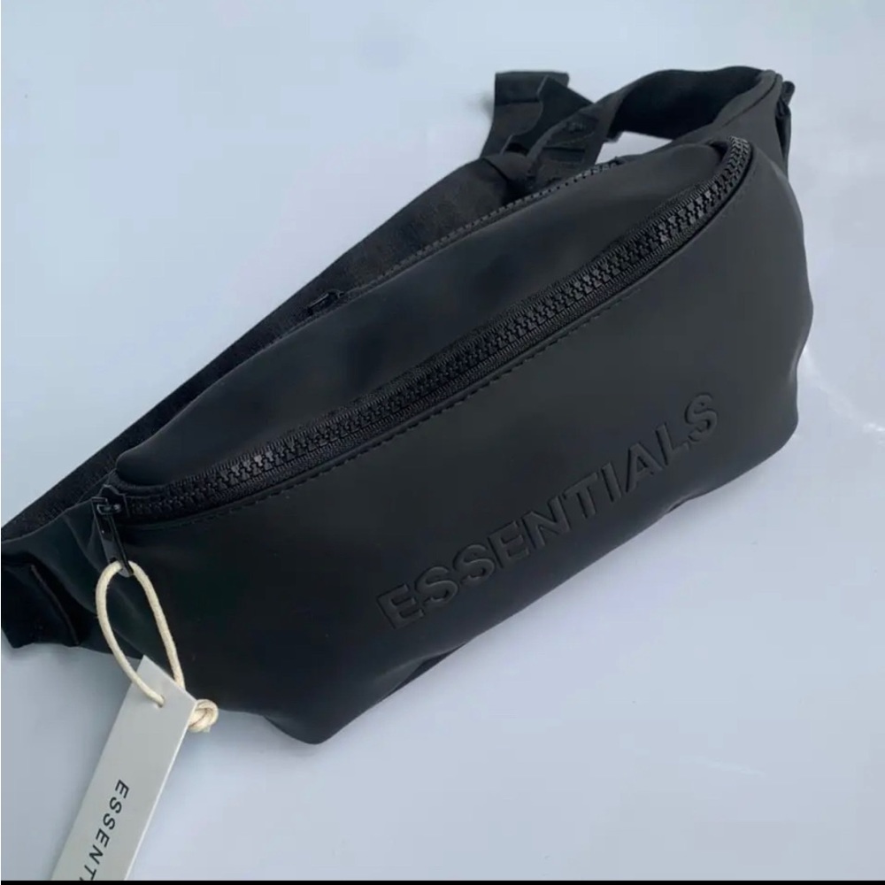 Mini bag essentials - Picture 4 of 7